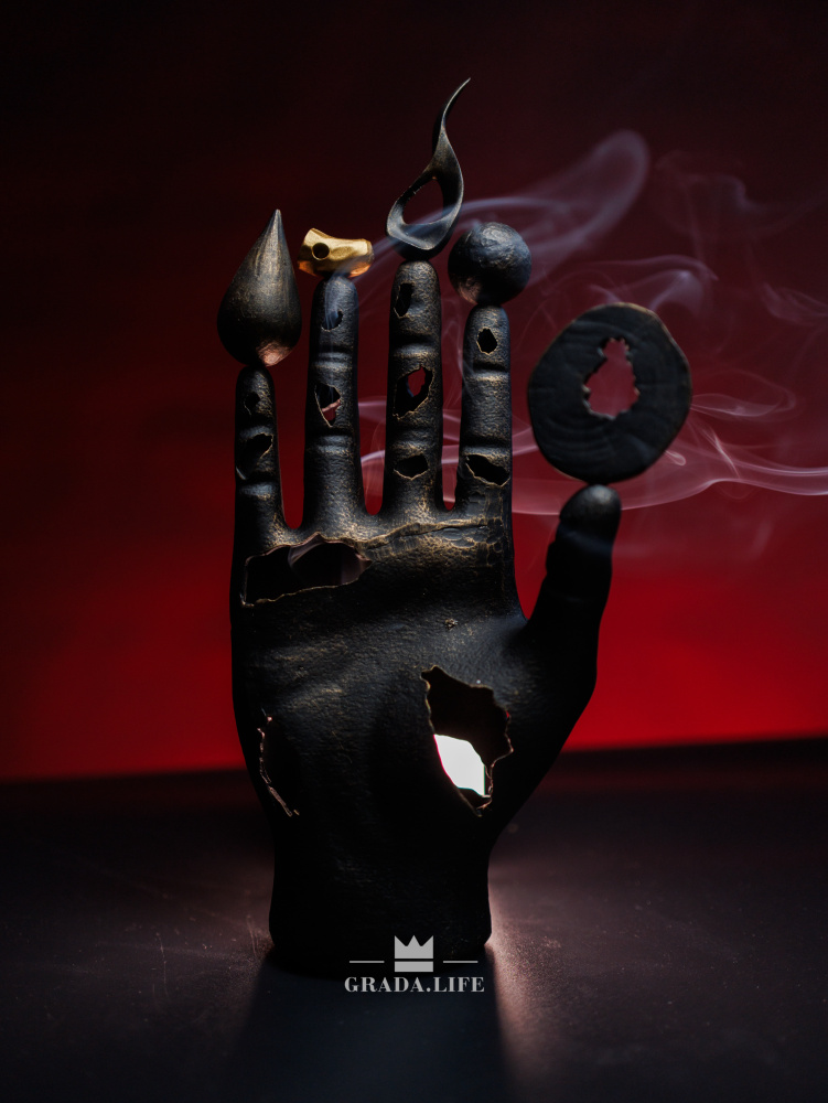 РУКА ВСЕВЛАСТИЯ