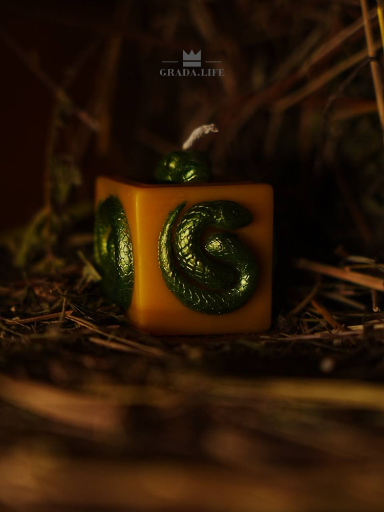 Свеча «ЗМЕЯ»