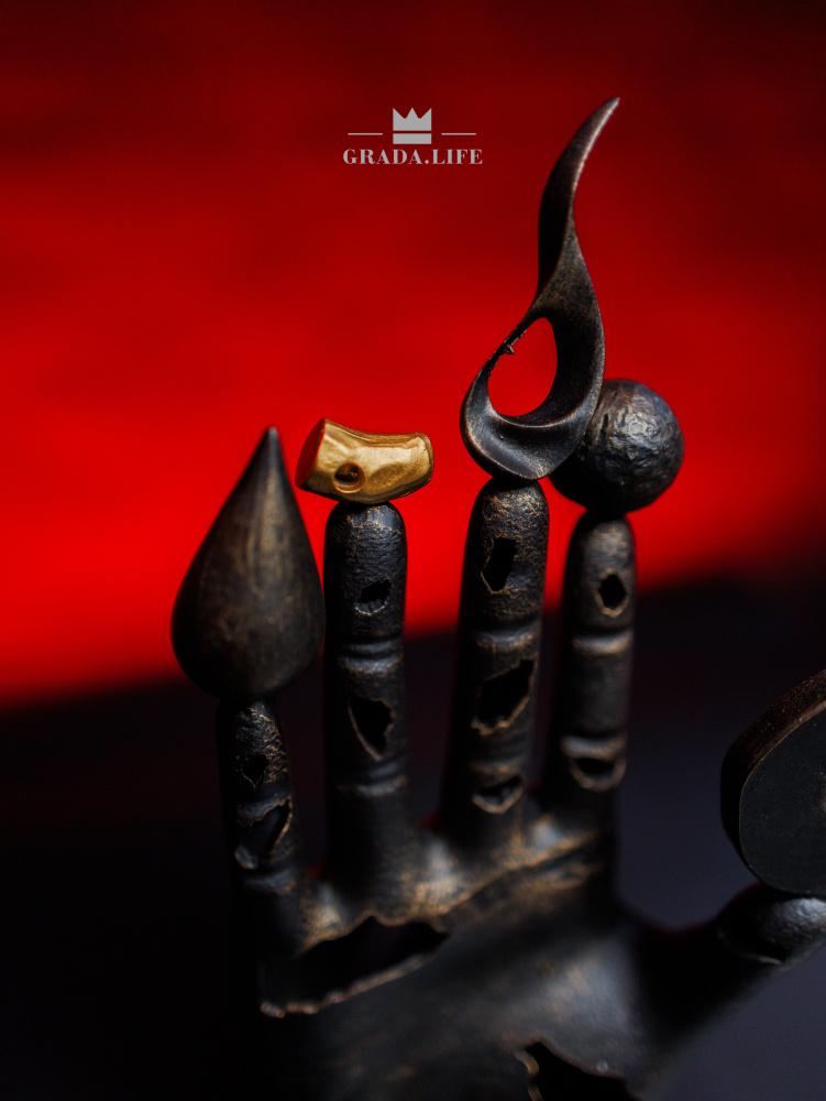 РУКА ВСЕВЛАСТИЯ